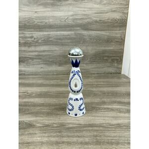 Clase Azul Reposado Tequila White And Blue Empty Bottle 750ML With Cap